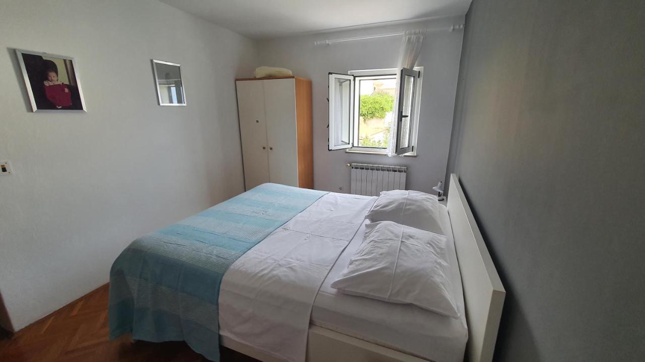 Apartment Fabijanic Pag Town Eksteriør bilde